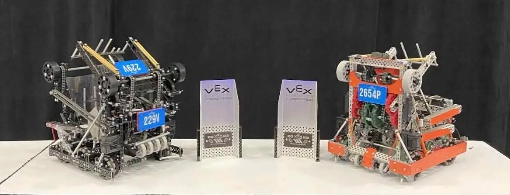 229V and 2654P, division finalists at the 2023 VEX Robotics World Championship